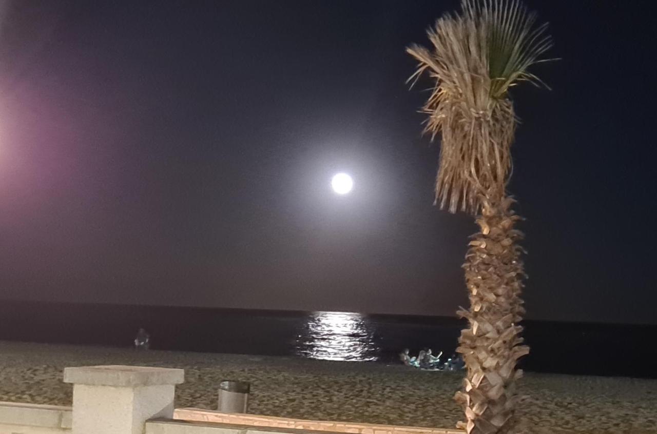 Apartamento Primera Linea Mar Cambrils Cerca Puerto المظهر الخارجي الصورة